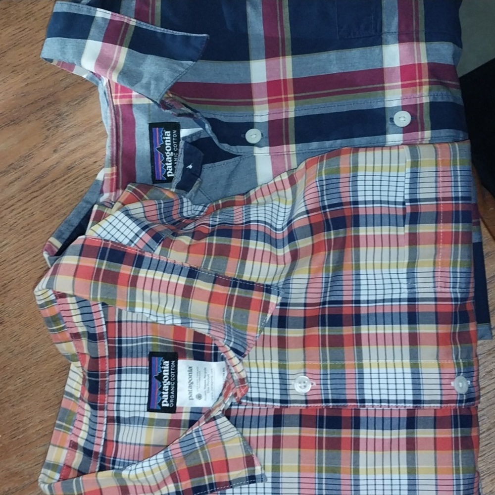 2 Patagonia Plaid Men's XL Button Down Short Sleeve Shirts. RN51884